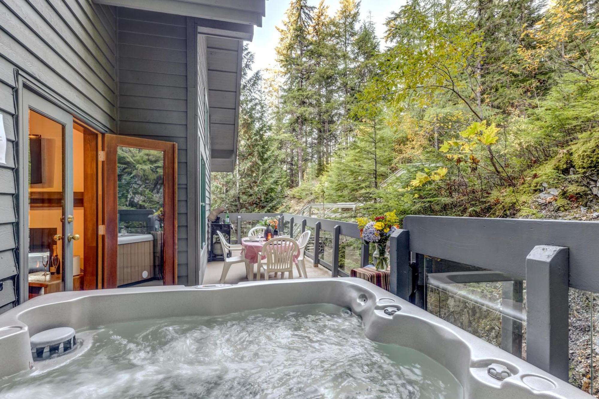 Northern Lights 21 Whistler Bagian luar foto